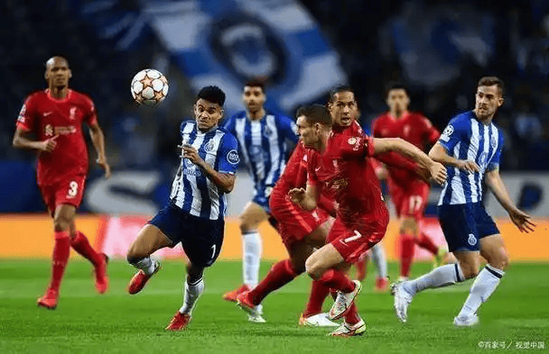 周五011法甲前瞻：主场龙VS残阵争冠队！斯特拉斯能否打破朗斯交锋垄断？